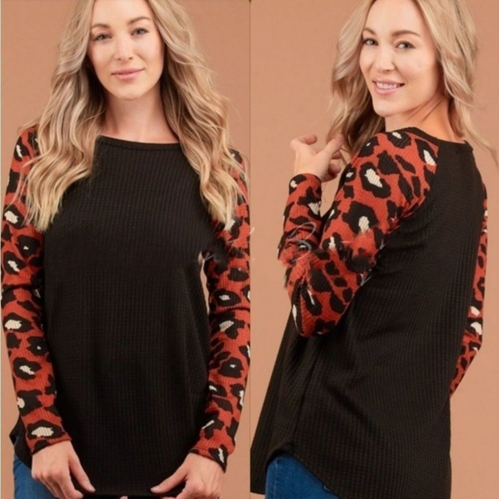 Black Animal Print Thermal Top - Picture 1 of 3